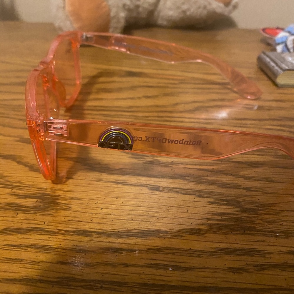 Rainbow pink glasses